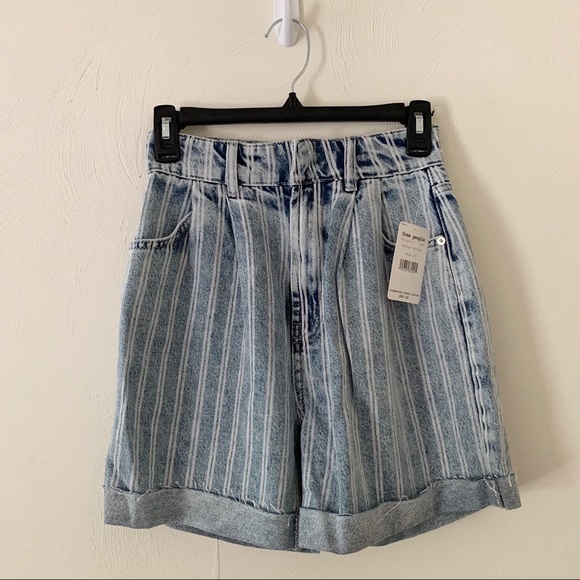 Free People High-rise Denim Shorts Size 25 - Picture 1 of 3